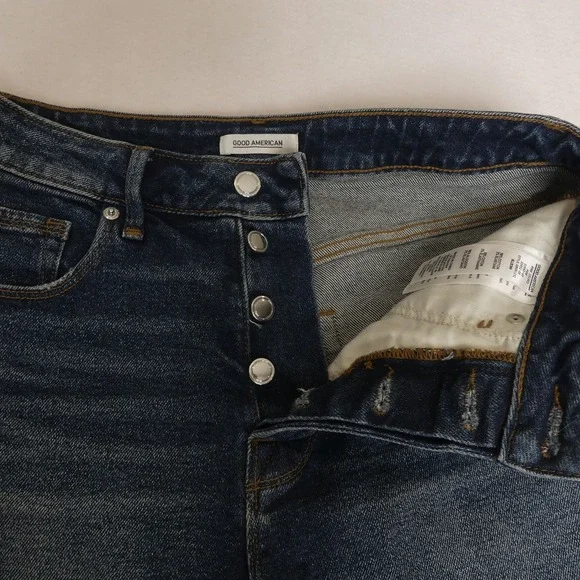 Good American Shorts‎ Womens 8 Blue High Rise Distressed Denim Cutoff Frayed Hem - Picture 4 of 8